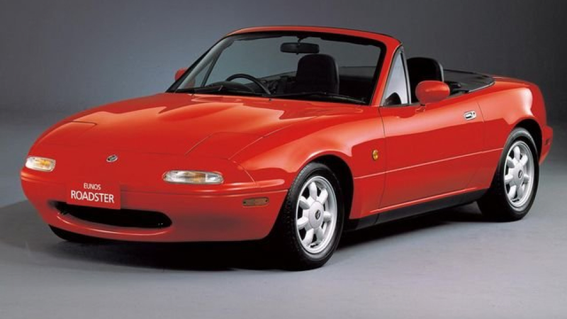 Illustration for article titled These Are The Insane "Bubble Cars" From When Mazda Went Nuts 20 Years Ago